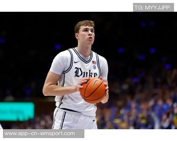 弗拉格：努力融入球队同时展现个人风格影响比赛表现