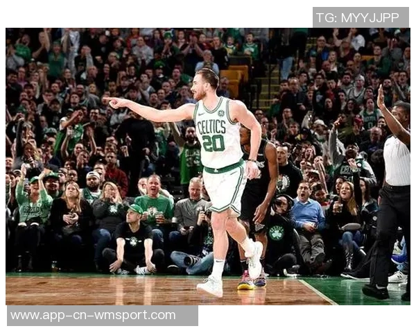 利桑德罗重返一线队训练预计十月底前恢复比赛状态 利桑德罗重返一线队训练预计十月底前恢复比赛状态