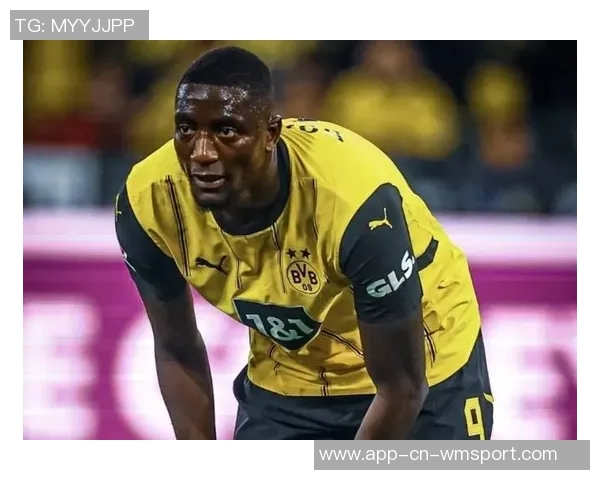 巴萨关注多特前锋吉拉西解约金降至6500万欧元