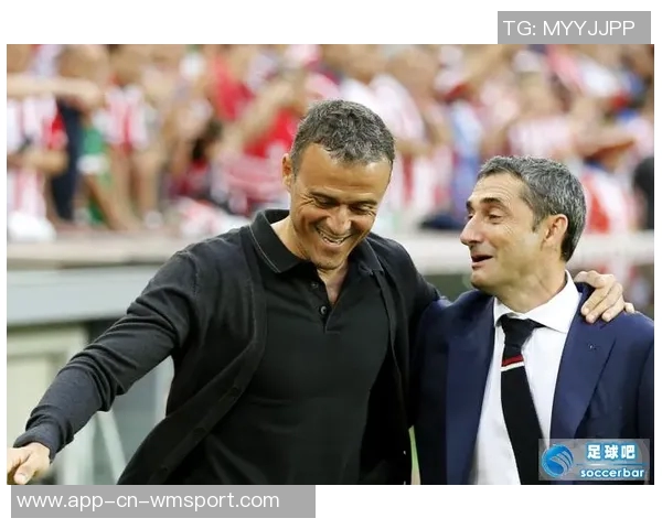 恩里克执教巴黎迎来百场胜利俱乐部官方海报热烈祝贺